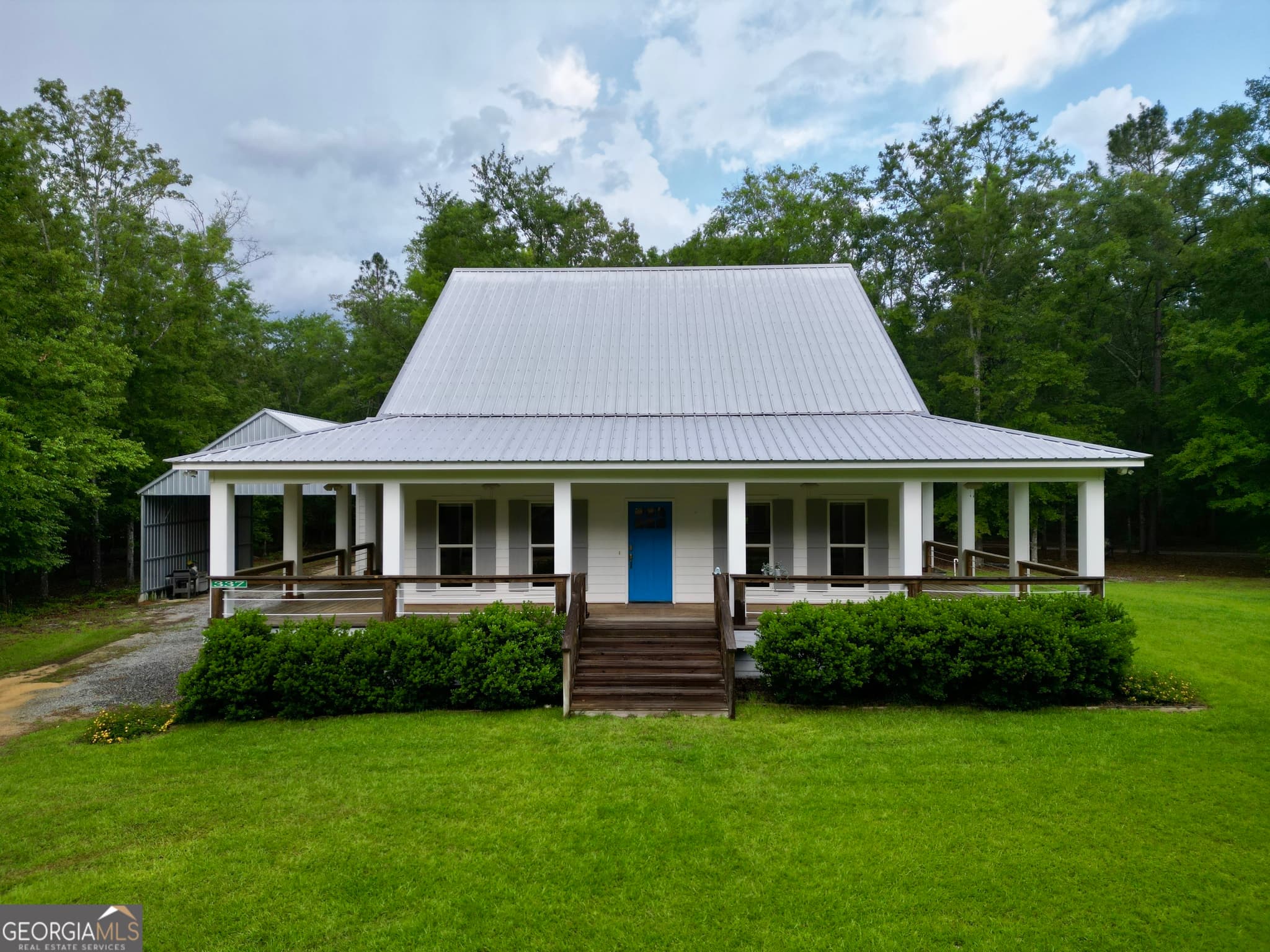 3 bedroom, 2 bathroom, 2,046 sq ft single family residence sold at 337 Stanley Cemetery Road, Dublin, GA 31021