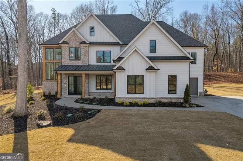 5 bedroom, 5.5 bathroom, 4,879 sq ft single family residence sold at 100 Gleneagles Way, Pendergrass, GA 30567