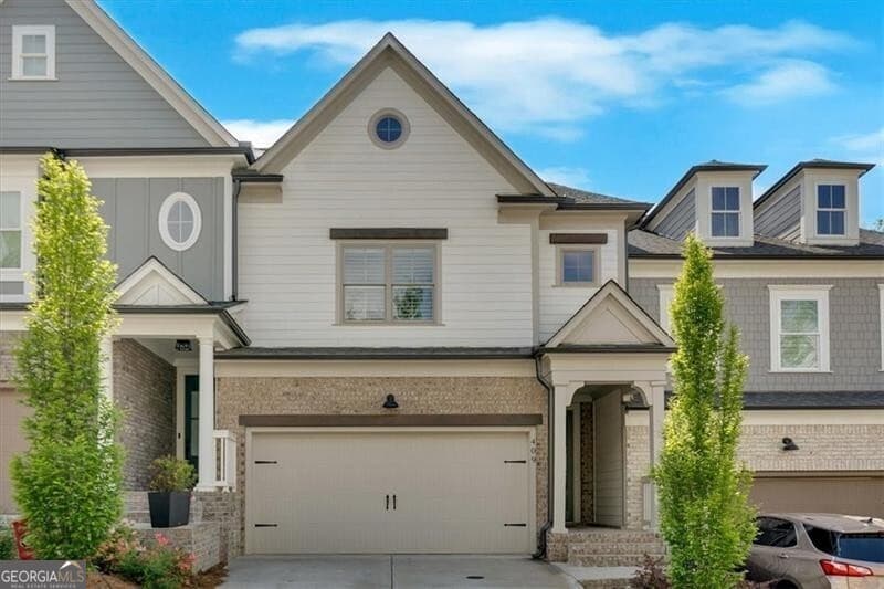 3 bedroom, 3.5 bathroom, 2,670 sq ft townhouse sold at 409 Retreat Lane, Canton, GA 30114