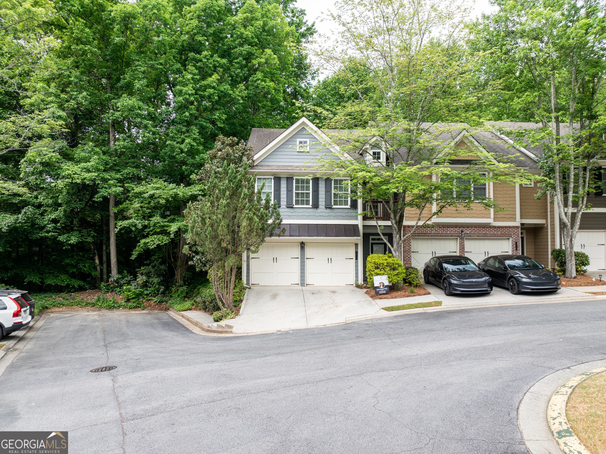 3 bedroom, 2.5 bathroom, 1,914 sq ft townhouse sold at 2620 Ridge Run Trail, Duluth, GA 30097