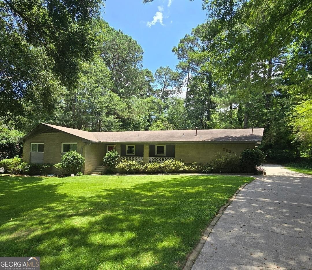 4 bedroom, 3 bathroom, 1,873 sq ft single family residence sold at 2527 Amalfi Drive, Conyers, GA 30012