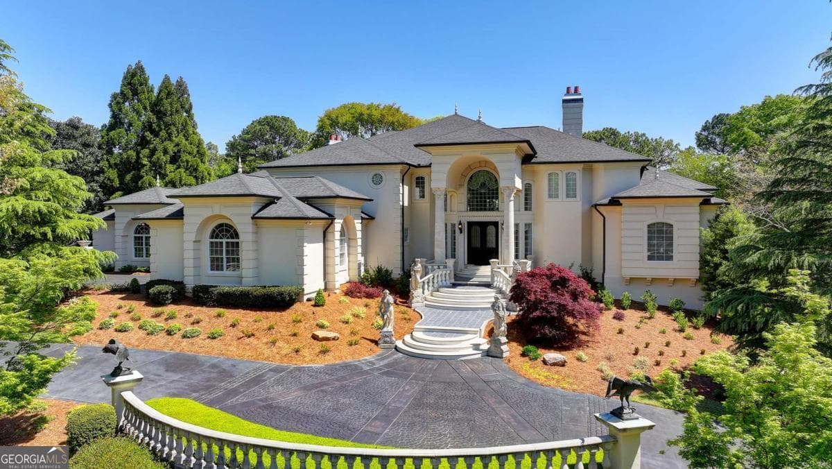 5 bedroom, 5.5 bathroom single family residence sold at 1895 Kathy Whitworth Drive, Braselton, GA 30517