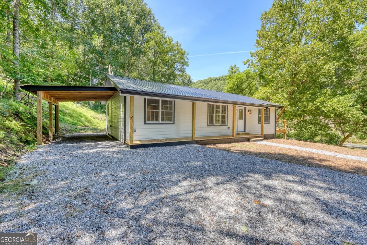 3 bedroom, 2.5 bathroom farm for sale at 6564 Crooked Creek Road, Young Harris, GA 30582