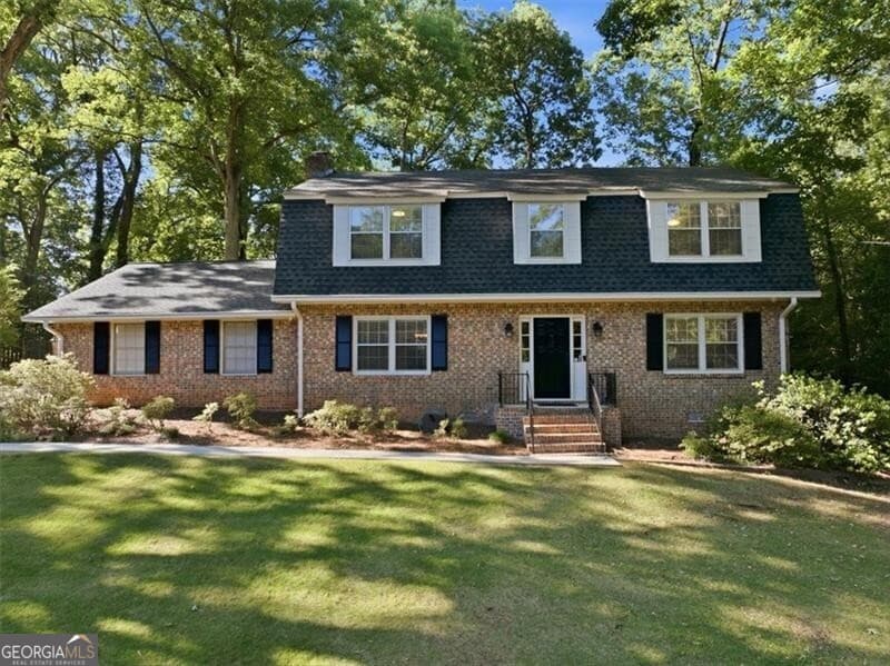 4 bedroom, 3.5 bathroom, 3,268 sq ft single family residence sold at 4073 Lake Erin Court, Tucker, GA 30084