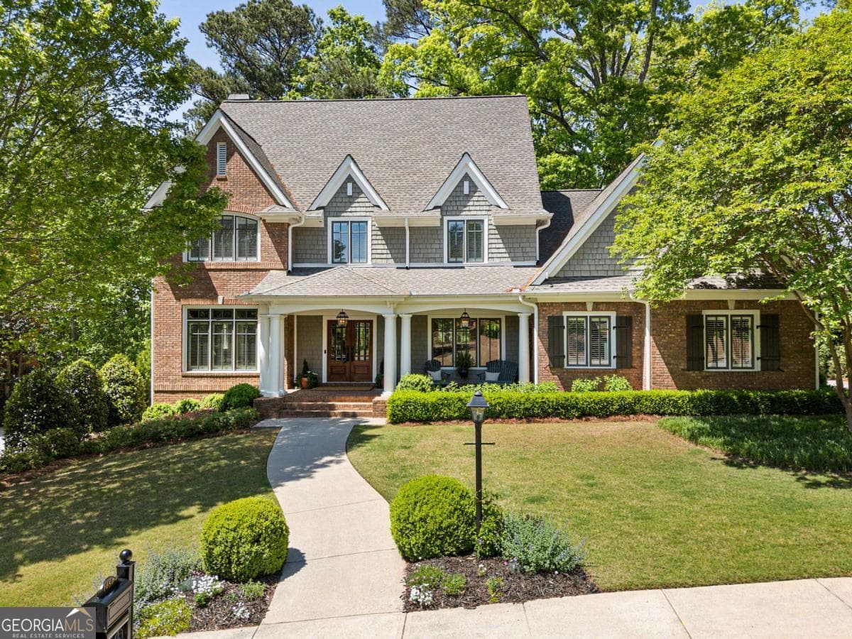4 bedroom, 4 bathroom, 5,187 sq ft single family residence sold at 1050 Signal Pointe, Alpharetta, GA 30005