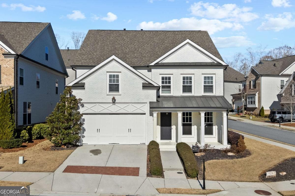 5 bedroom, 5 bathroom, 4,100 sq ft single family residence sold at 560 Hannaford Walk, Duluth, GA 30097