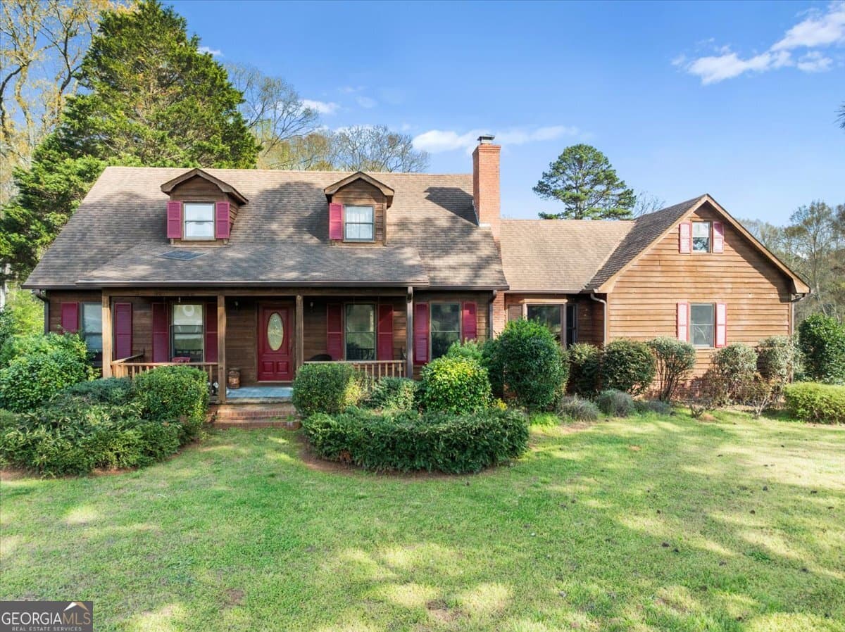 3 bedroom, 2.5 bathroom, 2,402 sq ft single family residence sold at 1150 Harris Hollis Lane A, Rutledge, GA 30663