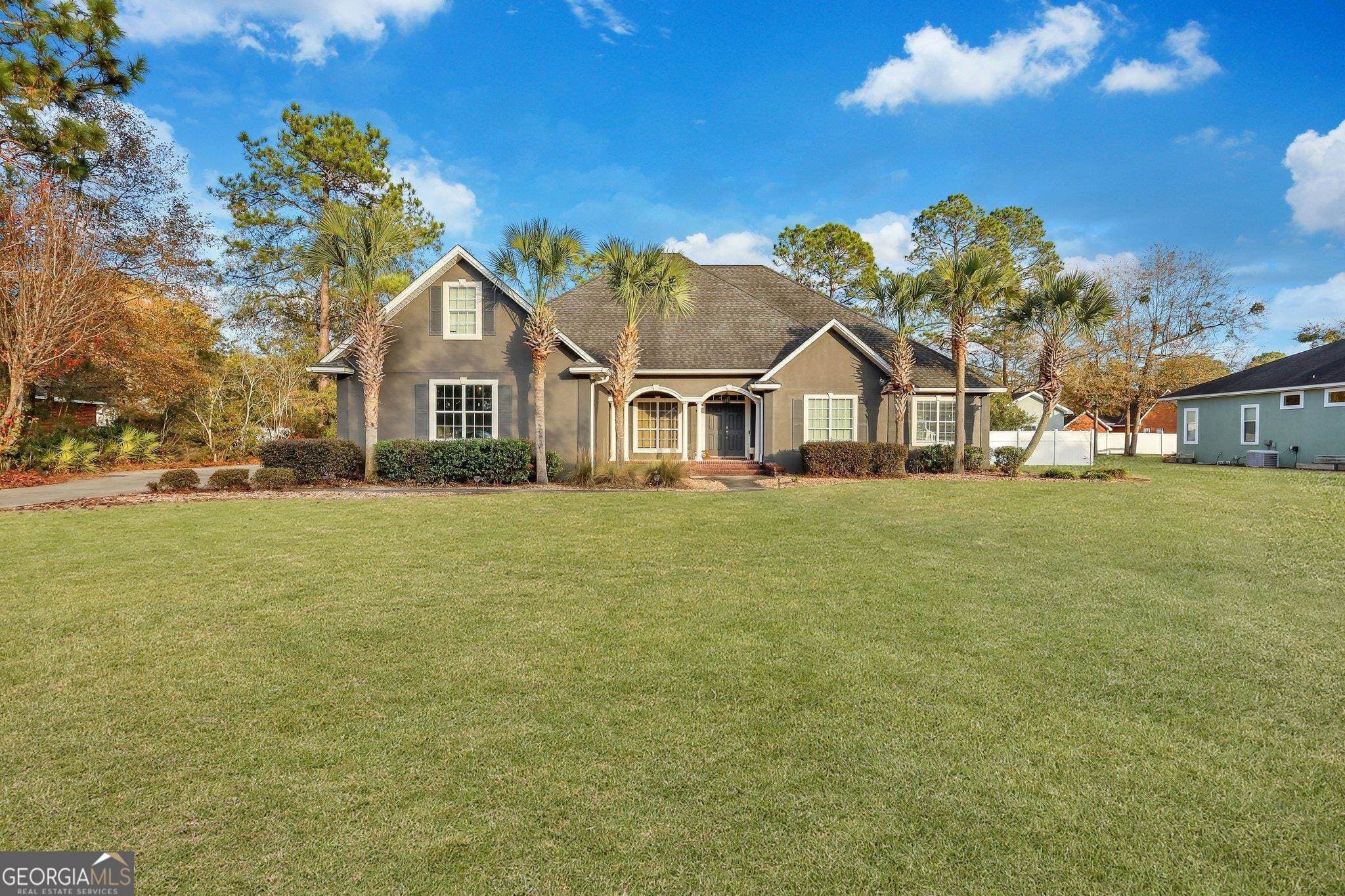 4 bedroom, 3.5 bathroom, 3,414 sq ft single family residence sold at 645 Littlefield Street, Jesup, GA 31546