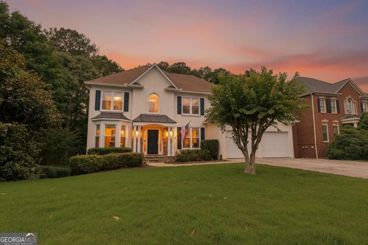 5 bedroom, 4.5 bathroom, 4,427 sq ft single family residence sold at 1073 Towne Lake Hills, Woodstock, GA 30189