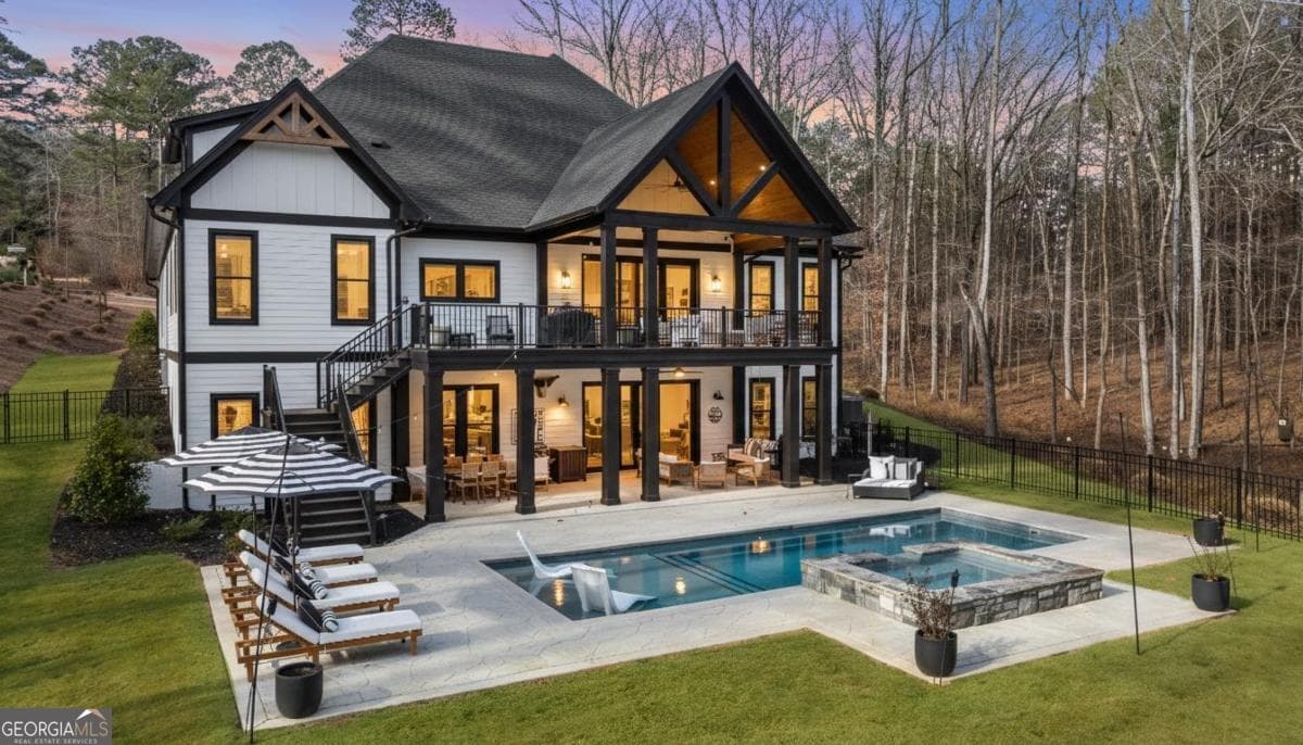 4 bedroom, 3.5 bathroom, 3,111 sq ft single family residence for sale at 170 Ellman Drive, Eatonton, GA 31024