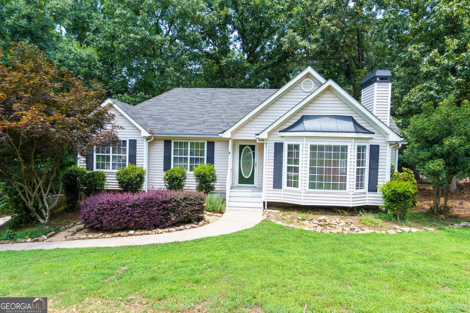 3 bedroom, 3 bathroom, 2,273 sq ft single family residence sold at 6990 Shady Oak Lane, Cumming, GA 30040