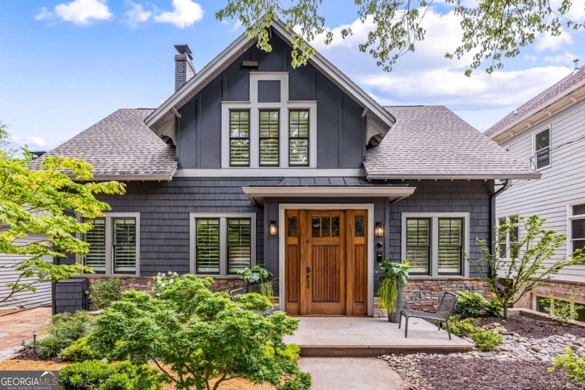 5 bedroom, 4.5 bathroom, 3,920 sq ft single family residence sold at 943 Highland Terrace, Atlanta, GA 30306