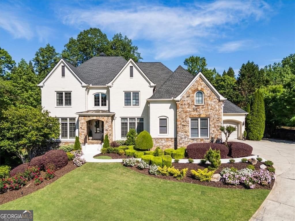 7 bedroom, 6.5 bathroom, 8,796 sq ft single family residence sold at 15889 Meadow King Court, Milton, GA 30004