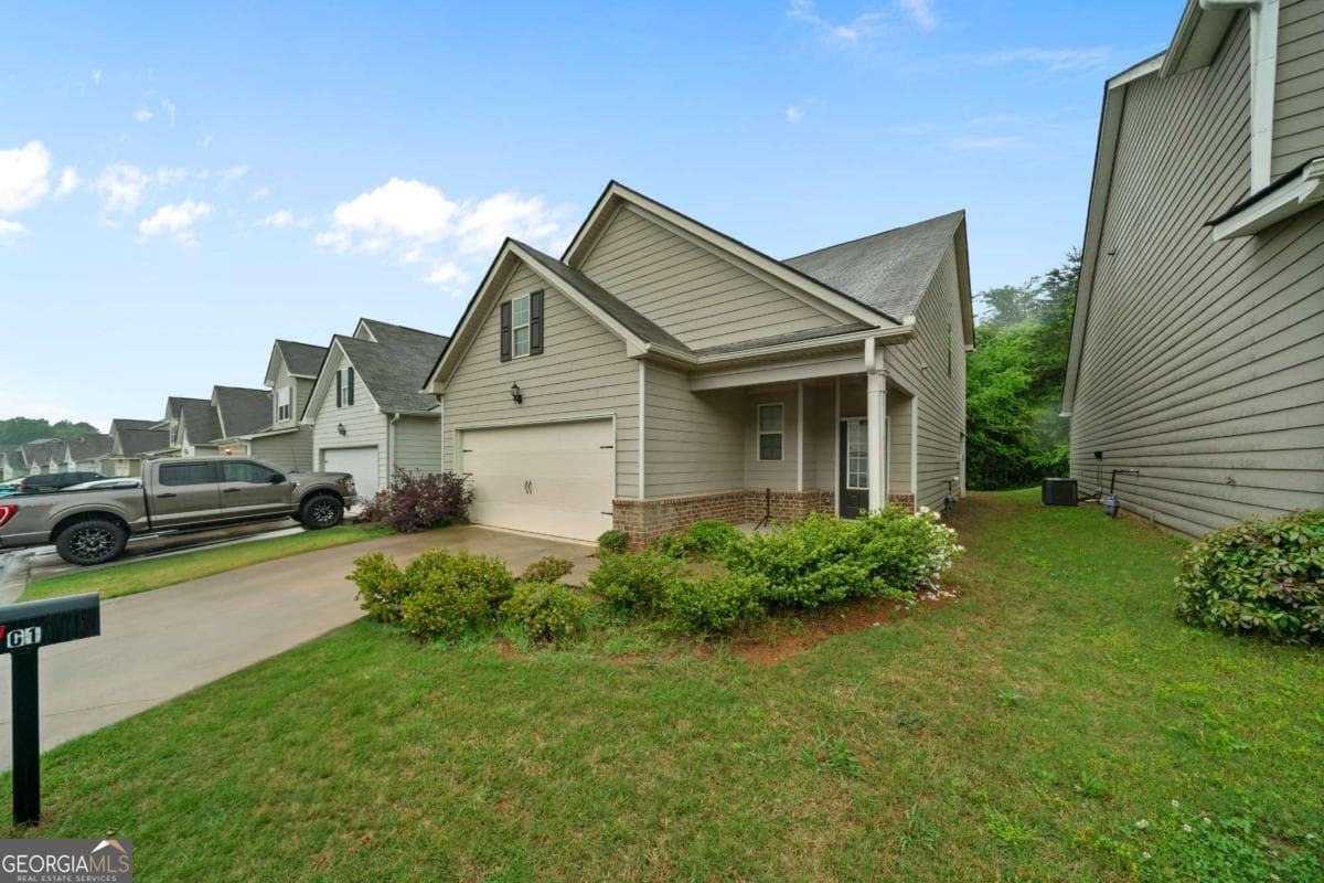 3 bedroom, 2.5 bathroom, 1,892 sq ft single family residence sold at 61 Castlemoor Loop, Adairsville, GA 30103