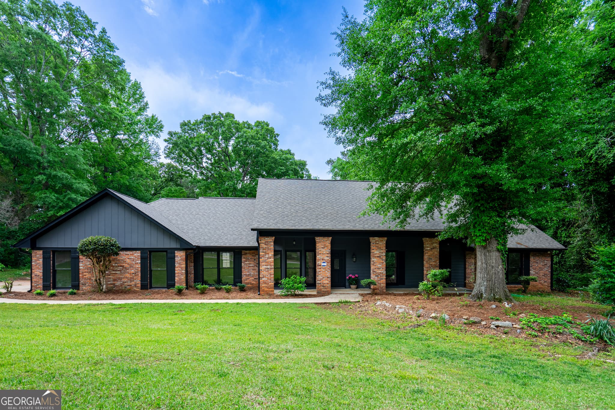 4 bedroom, 2.5 bathroom, 2,172 sq ft single family residence sold at 106 Powers Court, Lagrange, GA 30240