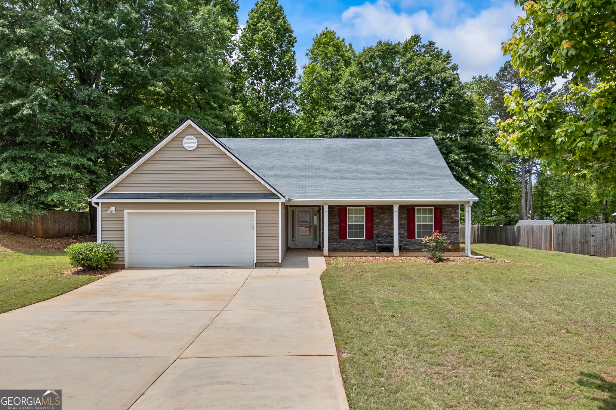 3 bedroom, 2 bathroom, 1,846 sq ft single family residence sold at 650 Sleeping Meadow Lane, Bethlehem, GA 30620