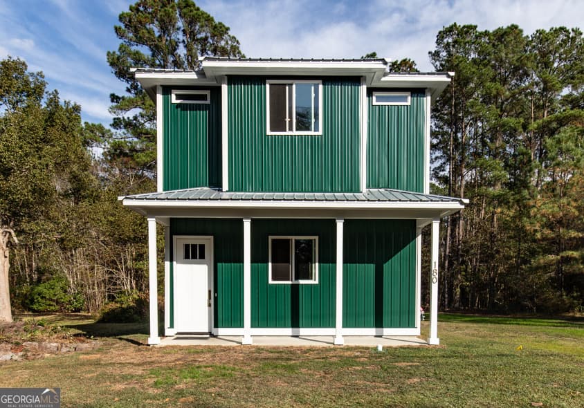 3 bedroom, 3 bathroom, 1,344 sq ft single family residence for sale at 180 NE Main North Street, Ludowici, GA 31316