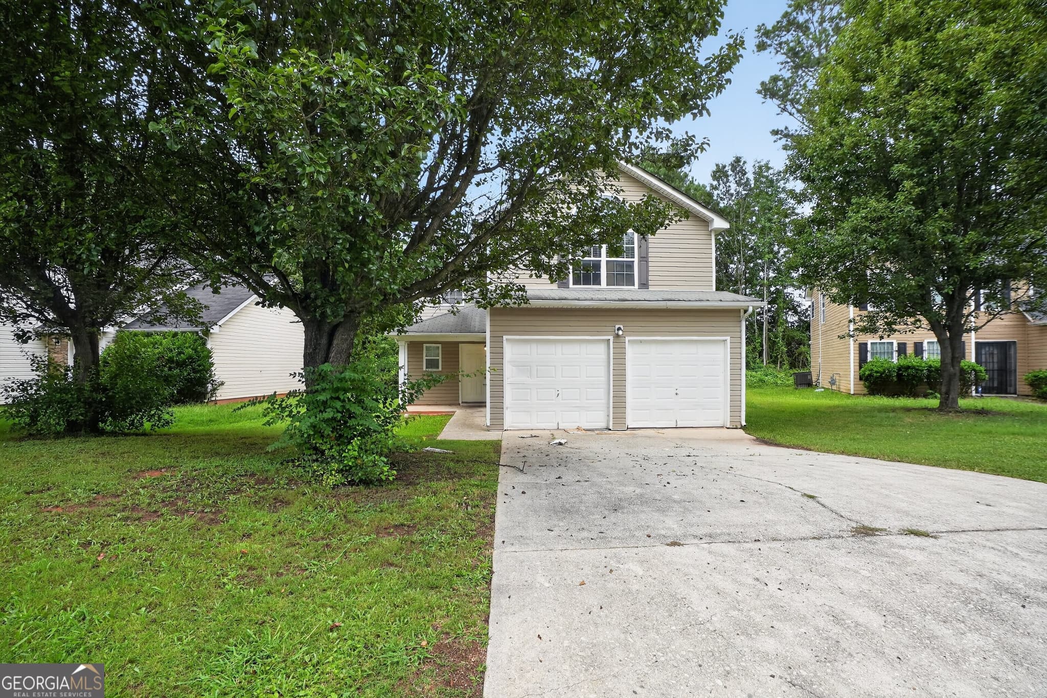 4 bedroom, 1.5 bathroom, 2,050 sq ft single family residence for sale at 2735 Sand Lake Court, College Park, GA 30349
