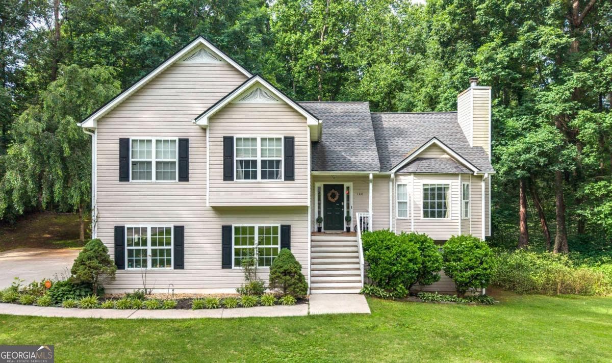 4 bedroom, 3 bathroom, 1,587 sq ft single family residence sold at 124 Laurel Creek Court, Carrollton, GA 30117