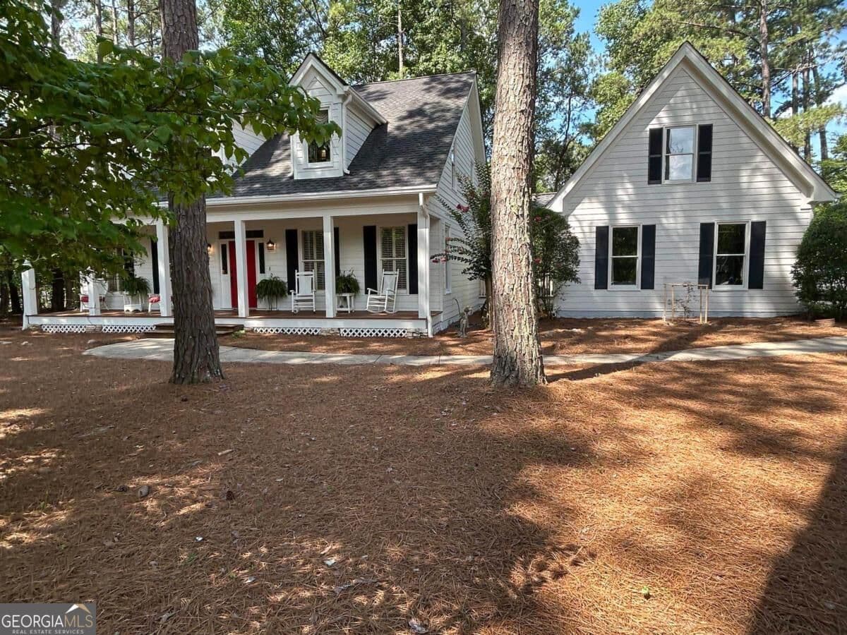 4 bedroom, 2.5 bathroom, 2,283 sq ft single family residence for sale at 1011 Spy Glass Hill, Greensboro, GA 30642