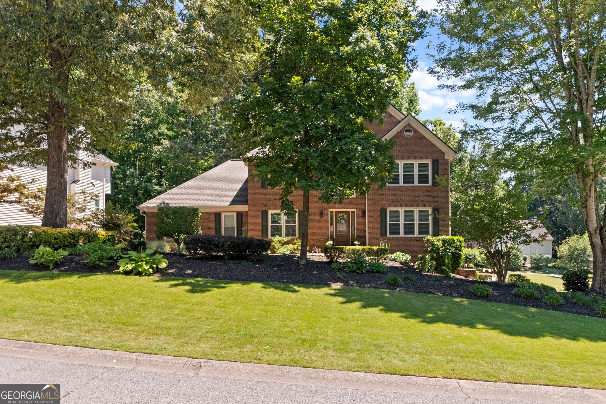 5 bedroom, 3.5 bathroom, 4,565 sq ft single family residence sold at 6053 Braidwood Close, Acworth, GA 30101