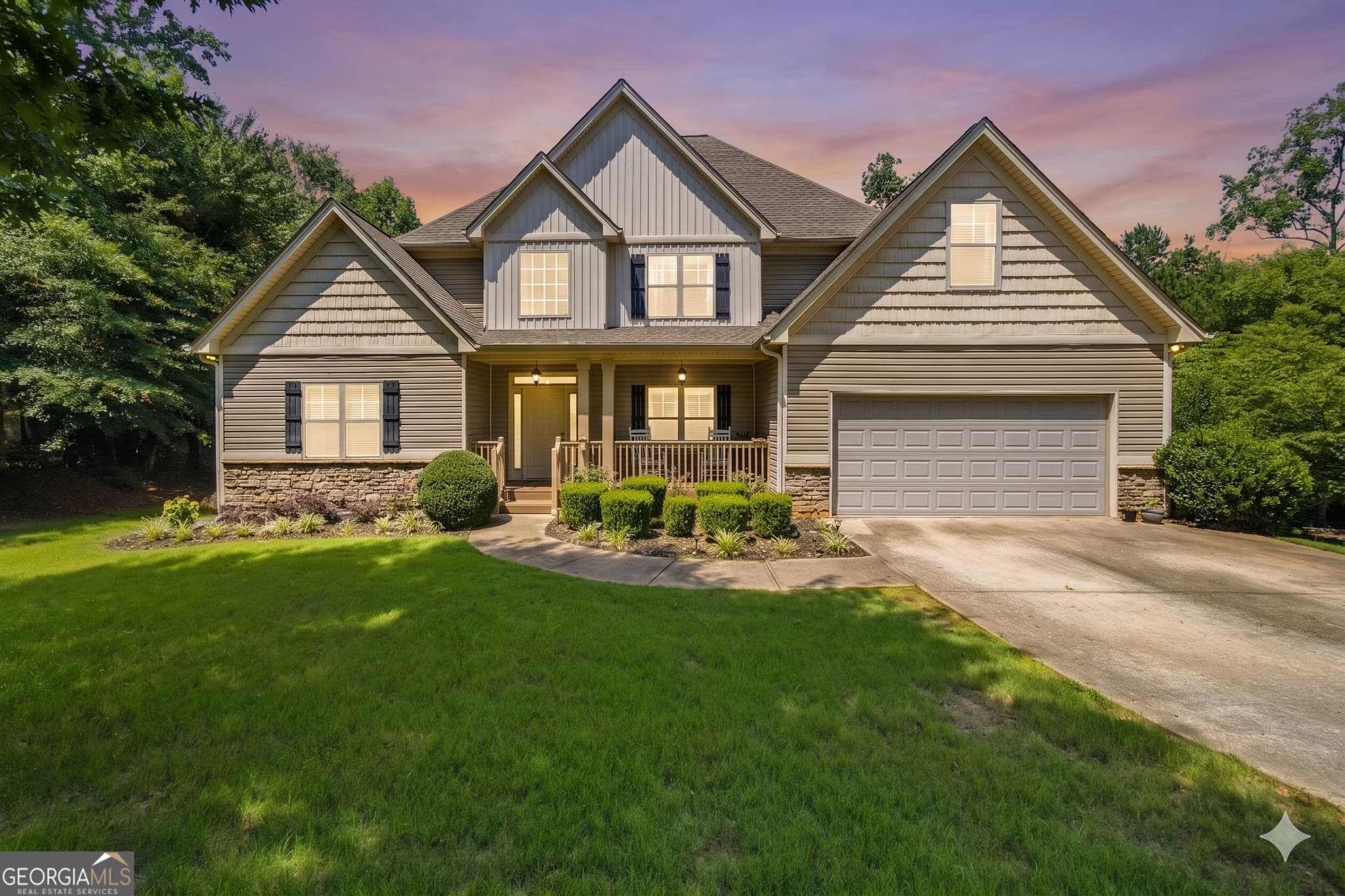 4 bedroom, 3.5 bathroom, 5,986 sq ft single family residence for sale at 290 Autumn Creek, Senoia, GA 30276