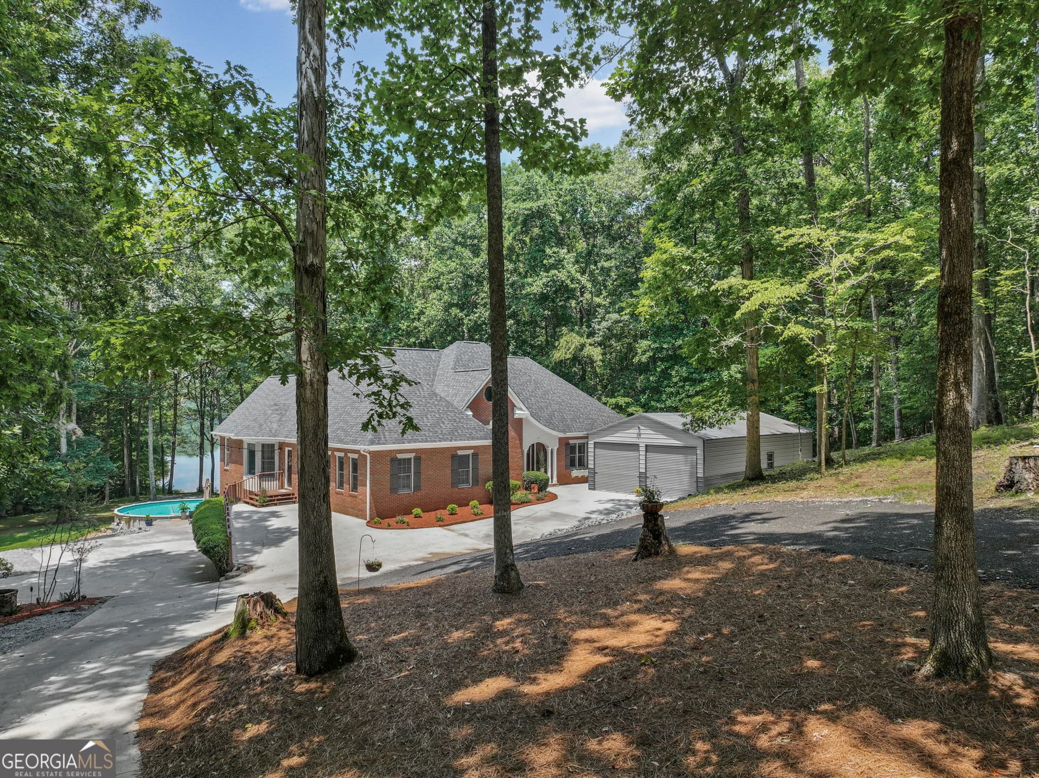 5 bedroom, 5 bathroom, 7,066 sq ft single family residence for sale at 75 Waters Edge Lane, Newnan, GA 30263