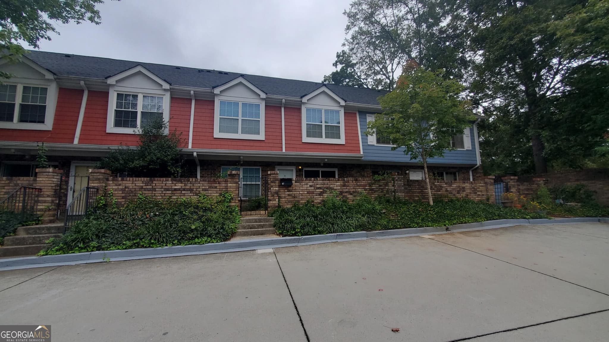 2 bedroom, 2.5 bathroom, 1,250 sq ft condominium for sale at 307 Adair Street B7, Decatur, GA 30030