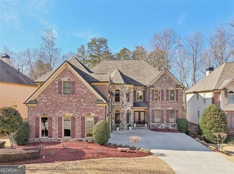 6 bedroom, 6 bathroom, 6,172 sq ft single family residence sold at 4802 Moon Chase Drive, Buford, GA 30519