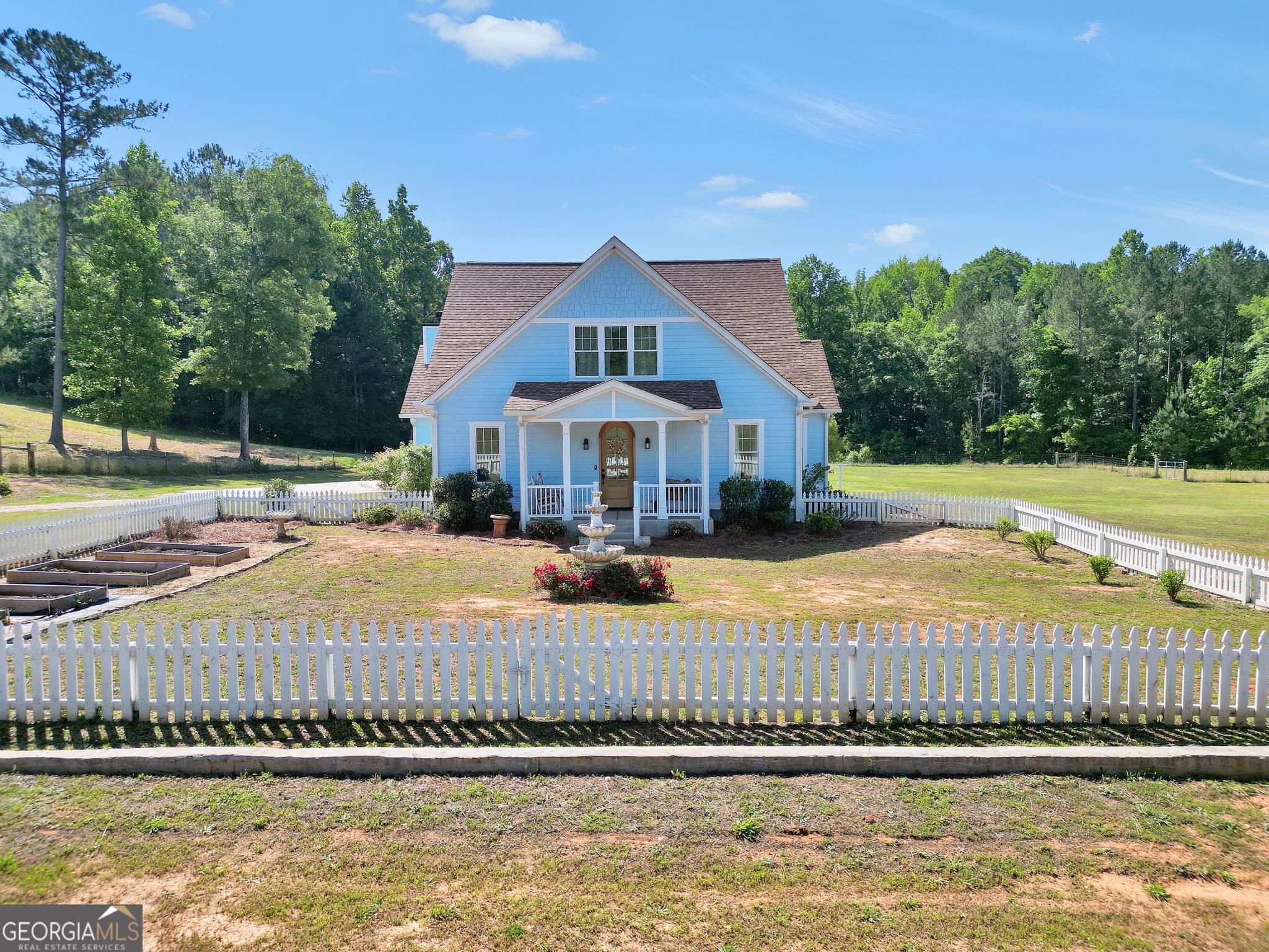 4 bedroom, 2.5 bathroom, 2,182 sq ft single family residence sold at 200 Douglas Creek Road, Flovilla, GA 30216