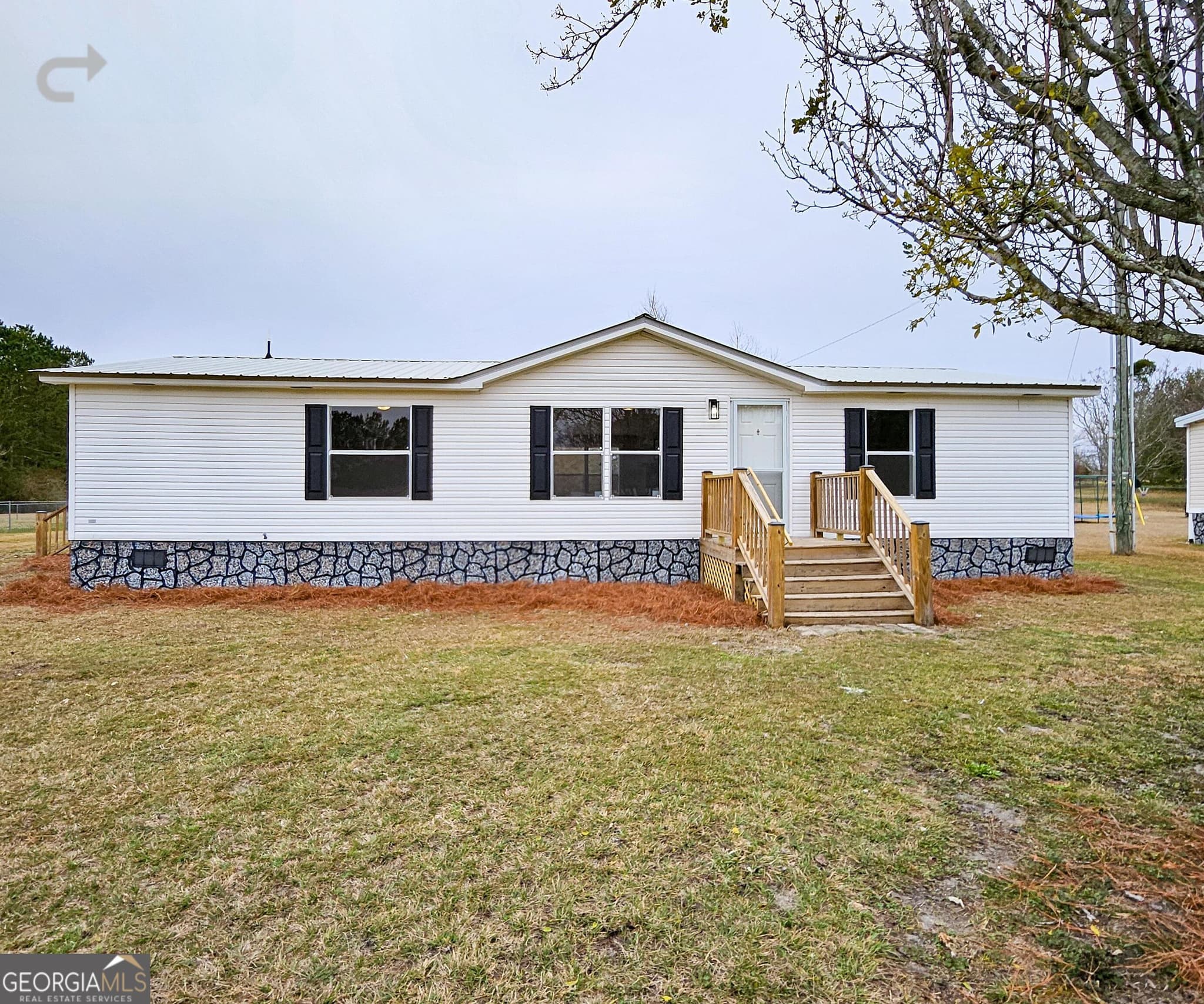 3 bedroom, 2 bathroom, 1,152 sq ft manufactured home,mobile home sold at 226 Glem Drive, Thomasville, GA 31757
