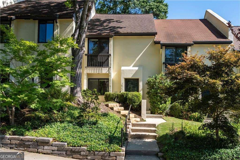 2 bedroom, 1.5 bathroom, 1,156 sq ft townhouse sold at 356 7th Street, Atlanta, GA 30308