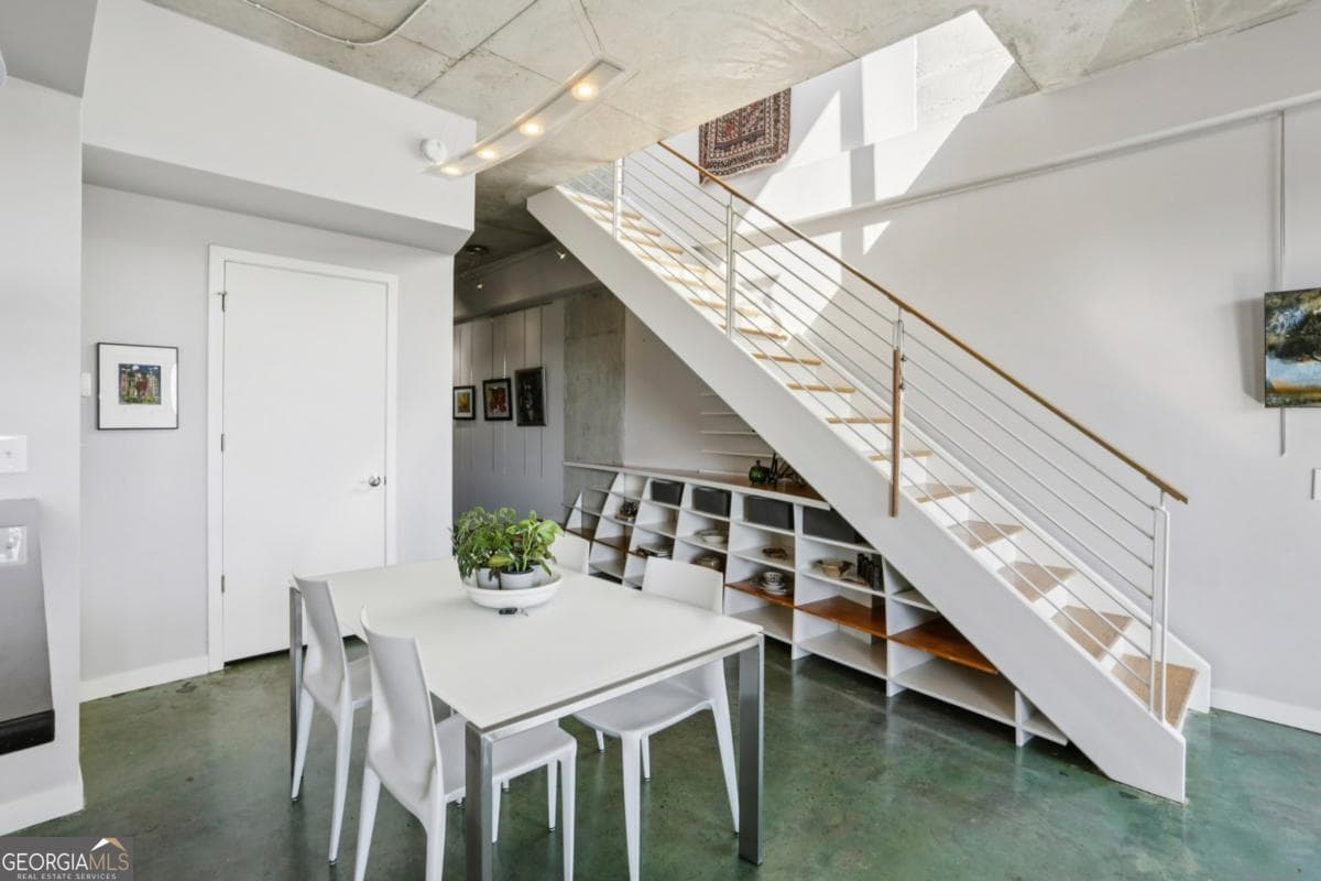 2 bedroom, 2 bathroom, 1,580 sq ft condominium for sale at 335 W Ponce De Leon Avenue 606, Decatur, GA 30030