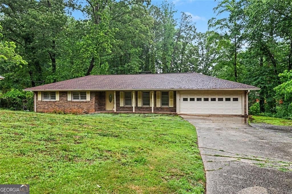 3 bedroom, 3 bathroom, 2,274 sq ft single family residence sold at 1184 Flamingo Drive, Austell, GA 30168