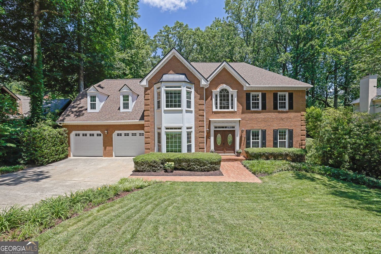 5 bedroom, 4.5 bathroom, 4,649 sq ft single family residence sold at 3203 Powder Mill Place, Marietta, GA 30067