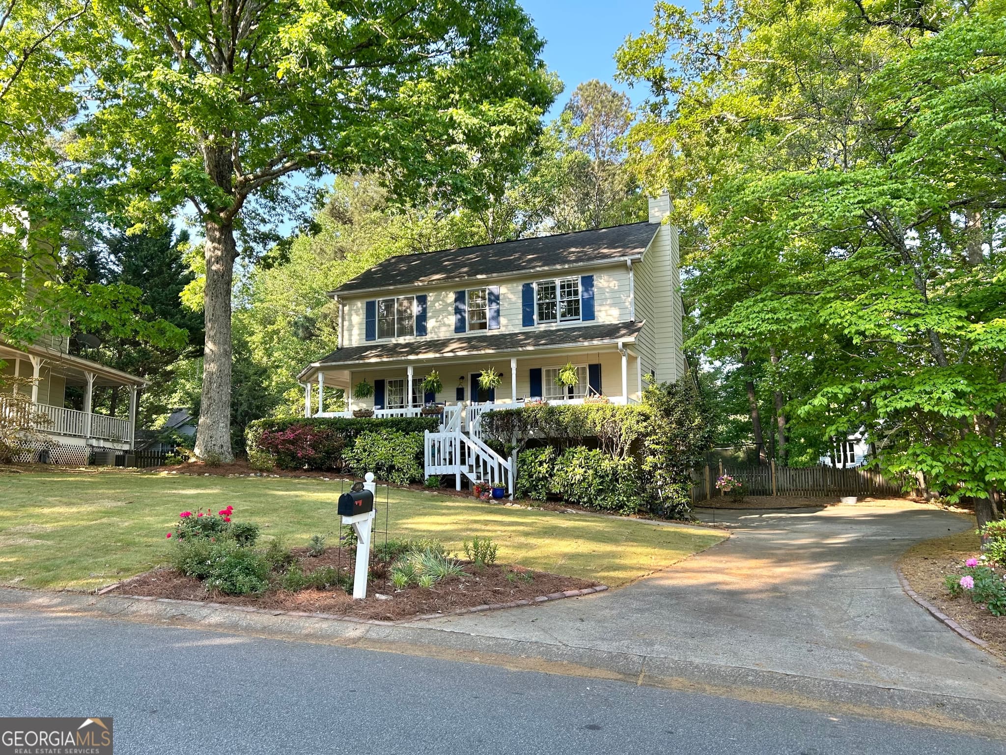 3 bedroom, 2.5 bathroom, 2,248 sq ft single family residence sold at 5010 Shallow Ridge Road, Kennesaw, GA 30144