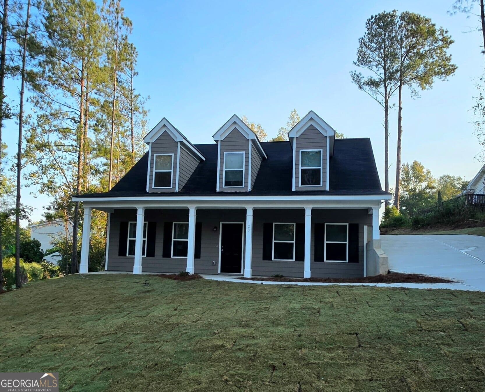 4 bedroom, 3.5 bathroom, 1,912 sq ft single family residence for sale at 120 Tremont Parkway, Athens, GA 30606