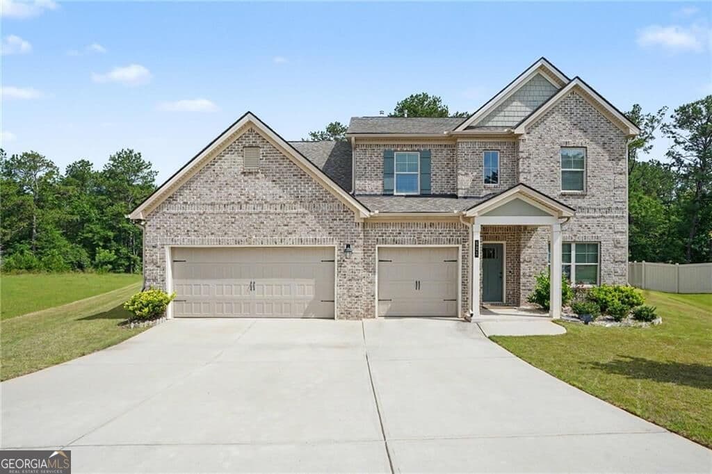 4 bedroom, 4.5 bathroom, 3,719 sq ft single family residence for sale at 521 Redchurch Drive, Mcdonough, GA 30252