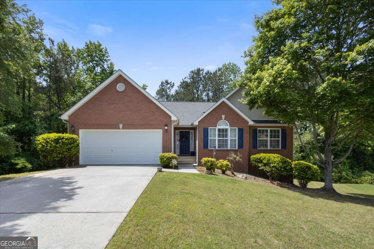 3 bedroom, 2 bathroom, 2,412 sq ft single family residence sold at 1910 Winnstead Place, Loganville, GA 30052