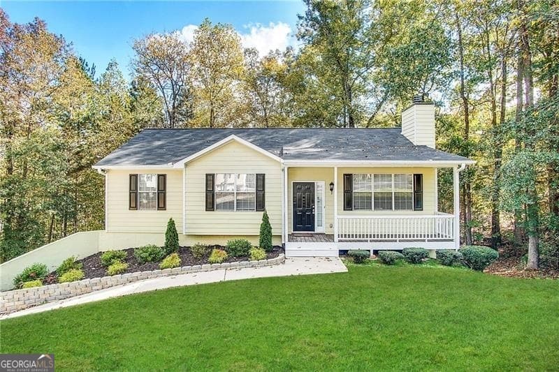 4 bedroom, 2 bathroom, 1,750 sq ft single family residence for sale at 7420 BRISTOL Circle, Douglasville, GA 30134