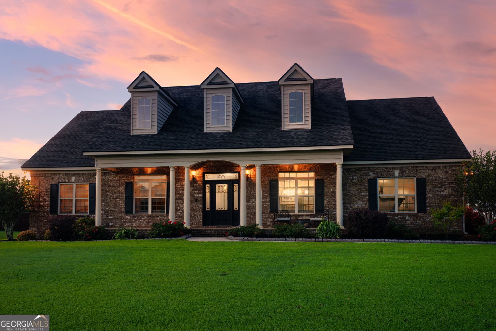 4 bedroom, 3 bathroom, 2,554 sq ft single family residence sold at 3043 Chatooga Way, Bonaire, GA 31005