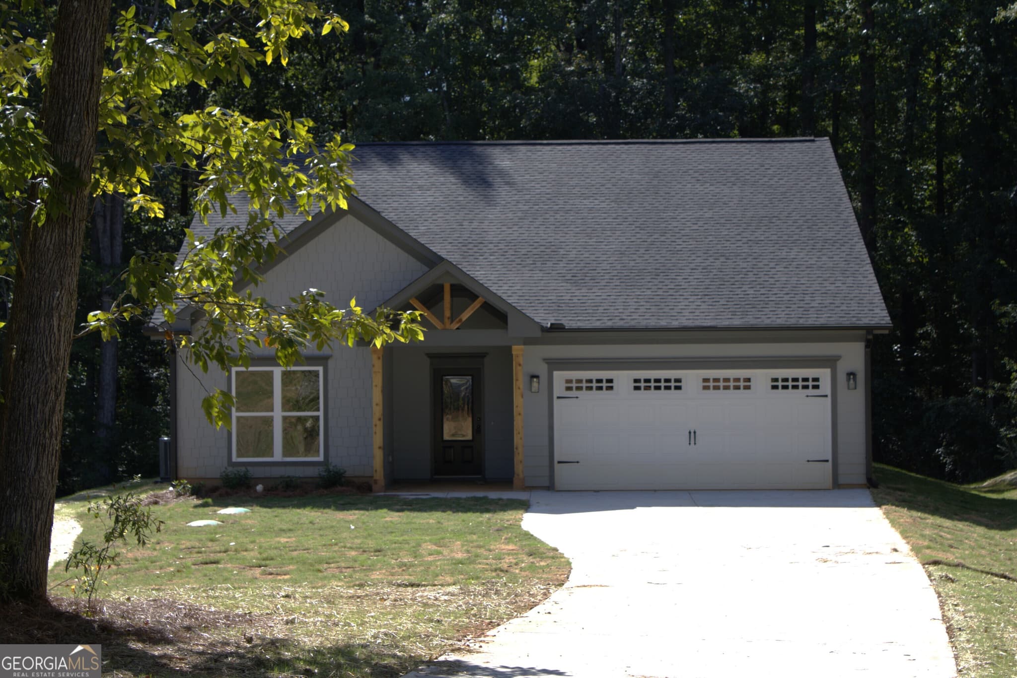3 bedroom, 2 bathroom, 1,544 sq ft single family residence sold at 253 North Point Circle, Hartwell, GA 30643