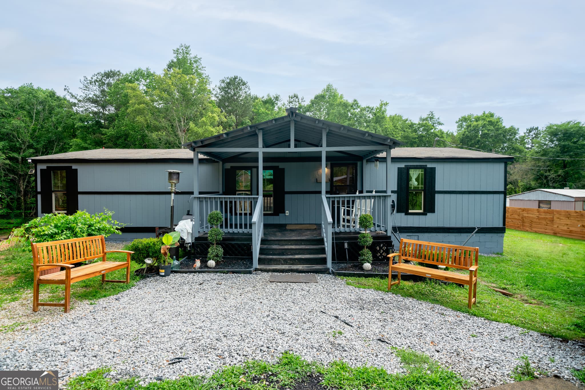 3 bedroom, 2 bathroom, 1,248 sq ft single family residence sold at 125 Honey Bear Drive, Griffin, GA 30223