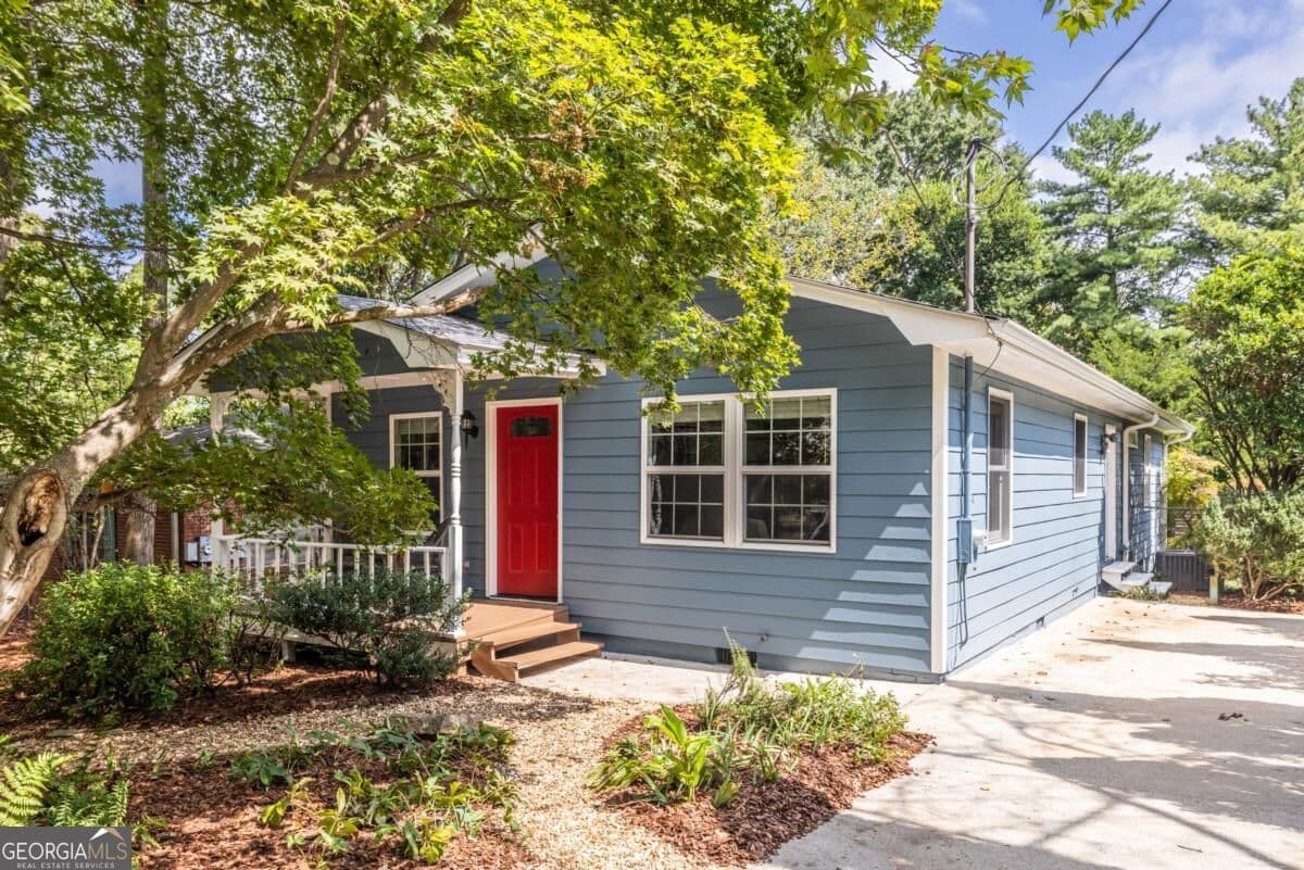 3 bedroom, 2 bathroom, 1,248 sq ft single family residence for sale at 331 Melrose Avenue, Decatur, GA 30030