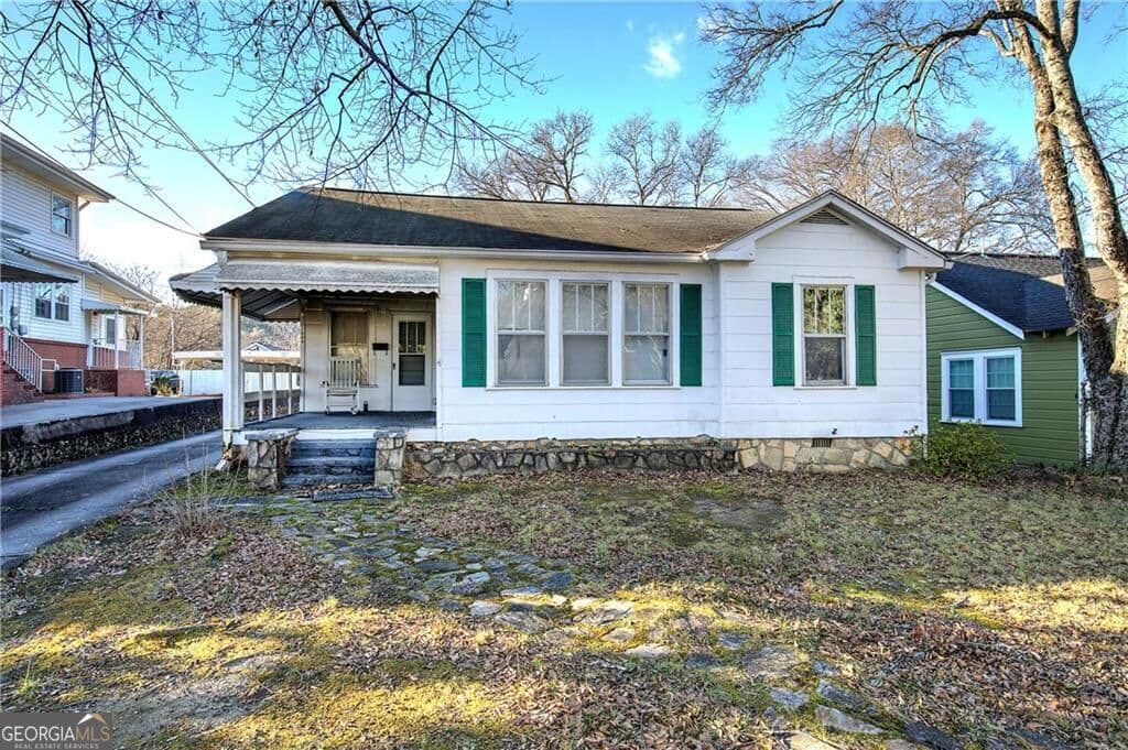 3 bedroom, 1 bathroom, 1,239 sq ft single family residence for sale at 2009 Broad Street, Rome, GA 30161