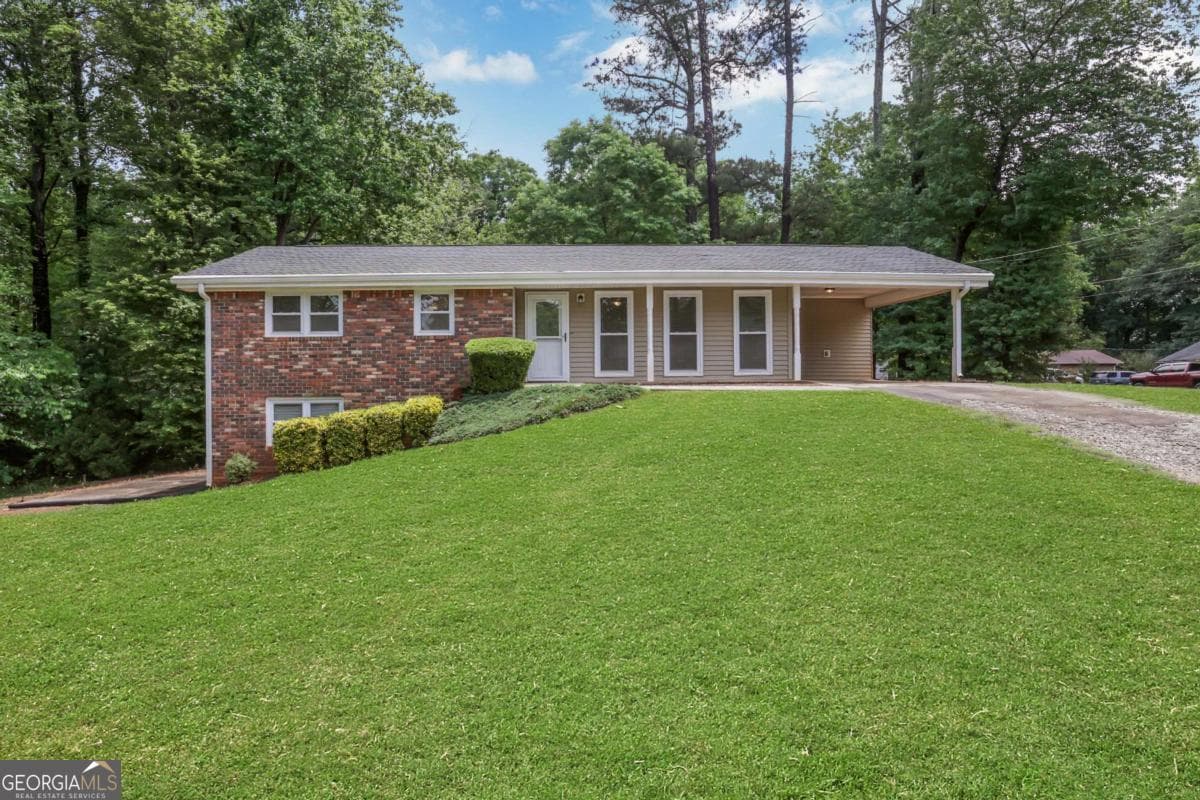 2 bedroom, 2 bathroom, 1,289 sq ft single family residence sold at 4845 Oak Grove Drive, Cumming, GA 30040
