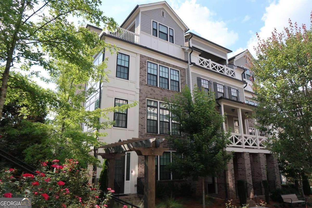 4 bedroom, 4.5 bathroom, 3,093 sq ft townhouse for sale at 343 Concord Street, Alpharetta, GA 30009
