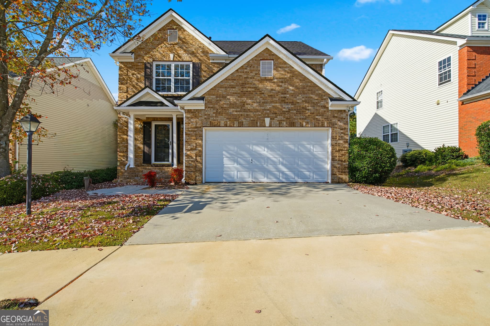 3 bedroom, 2.5 bathroom, 2,000 sq ft single family residence sold at 1028 Bramble Way, Grayson, GA 30017
