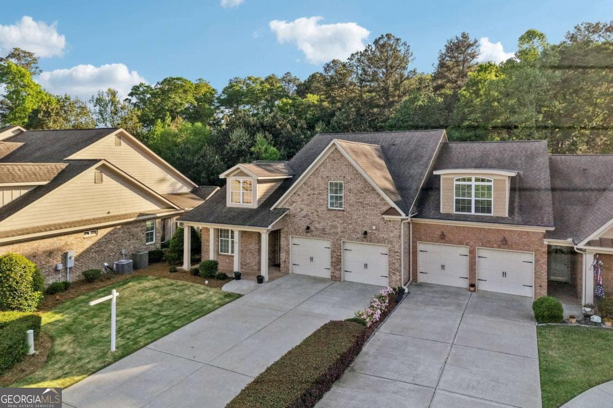3 bedroom, 3 bathroom, 2,412 sq ft townhouse sold at 488 Townsend Street, Grayson, GA 30017
