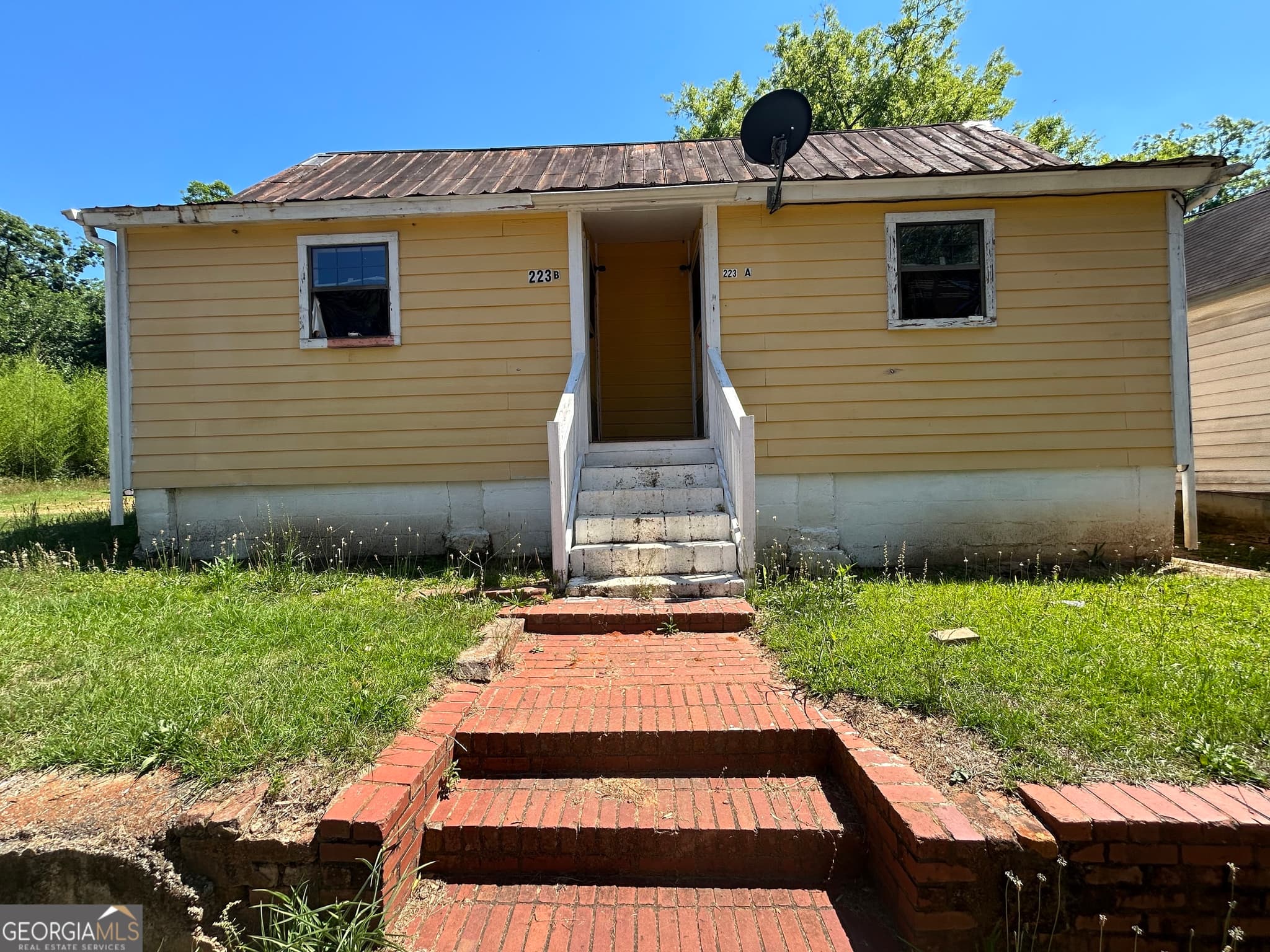 multi family,duplex for sale at 223 Academy Street, Americus, GA 31709